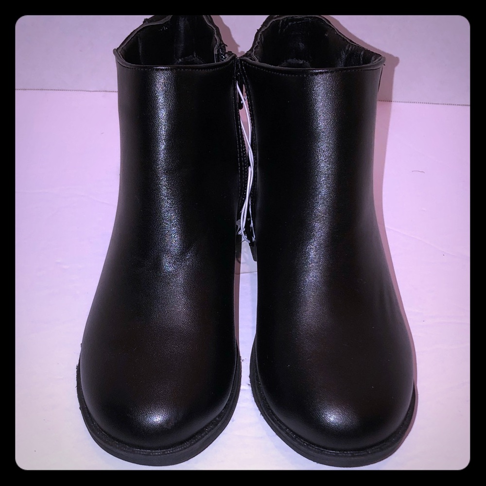 Girls Boots